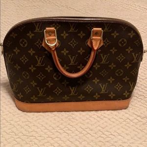 Monogram Louis Vuitton Alma